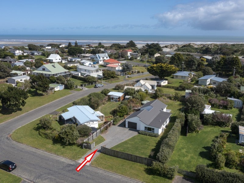 Property Valuation for 27 Sarah Street, Waikawa Beach Trade Me