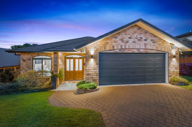 23 Phoenicia Court, The Gardens, Auckland - Carousel 1