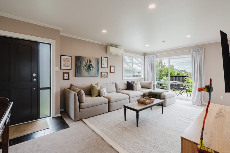 59 Sandwich Road, St Andrews, Hamilton - Carousel 2