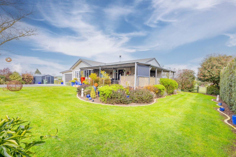 22 Stockade Road, Waipawa - Carousel 2