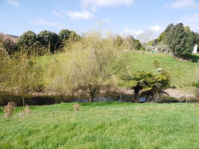 12 Onaero Beach Road, Onaero, Urenui - Carousel 1