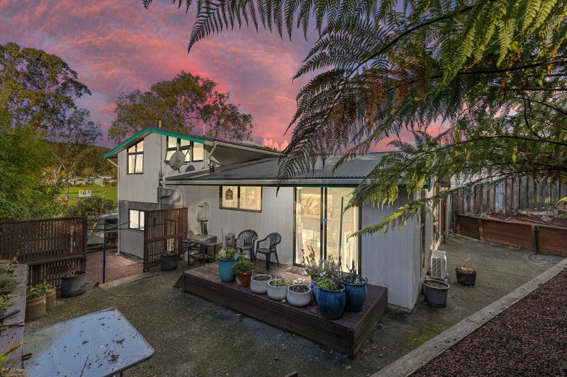 57 Norana Road, Timberlea, Upper Hutt - Carousel 2