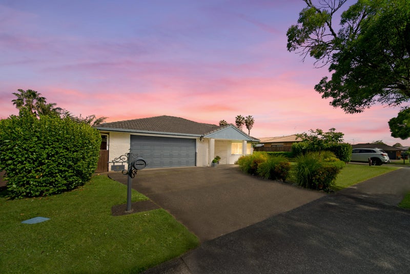 3 Mull Place, Wattle Downs, Auckland - Carousel 1