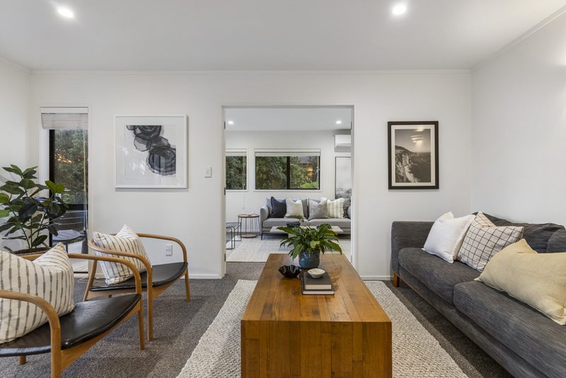 2/9 Marigold Place, Mairangi Bay, Auckland - Carousel 2