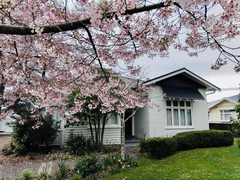 32 Worcester Street, West End, Palmerston North - Carousel 1