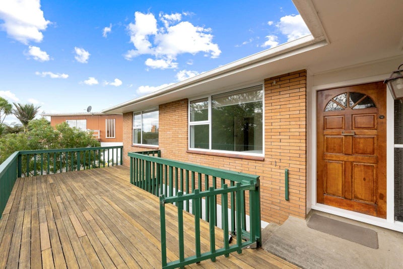 18 Yeoman Place, Howick, Auckland - Carousel 2