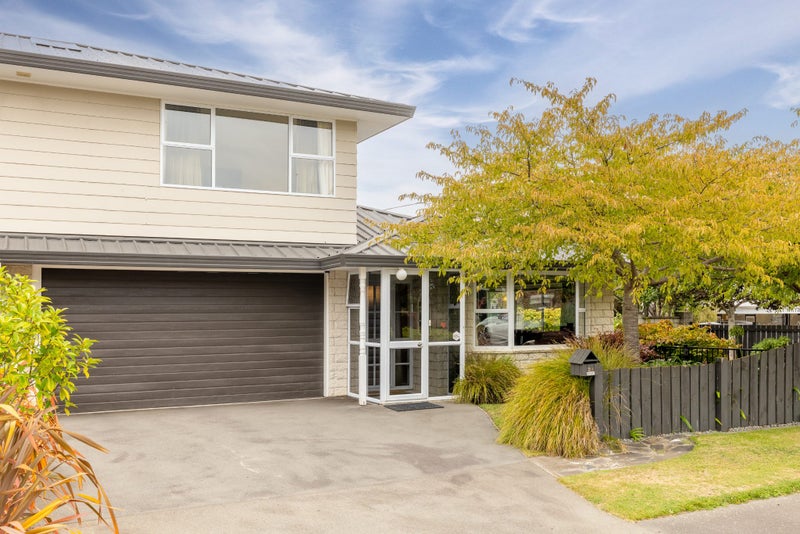 2A Woodlau Rise, Huntsbury, Christchurch - Carousel 1