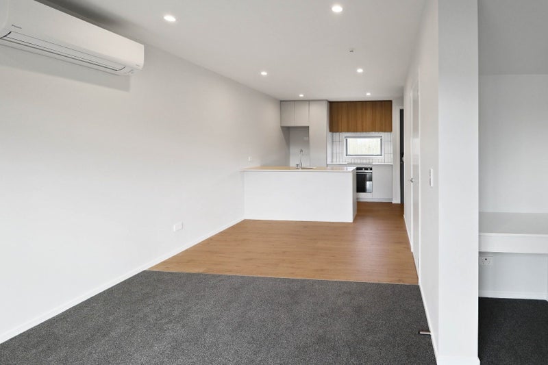 7/16 Sladden Street, Naenae, Lower Hutt - Carousel 2