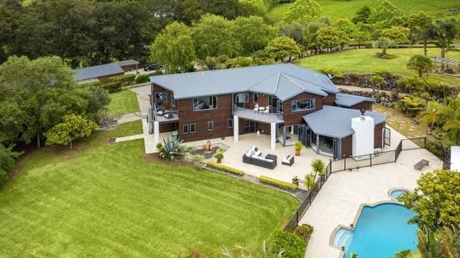 99 Potter Road, Albany - Carousel 2