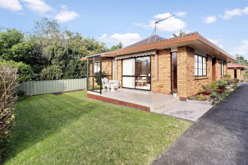2/32 New Windsor Road, Avondale, Auckland - Carousel 2
