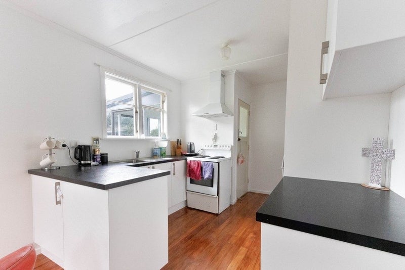 26 Polson Street, Castlecliff, Whanganui - Carousel 2