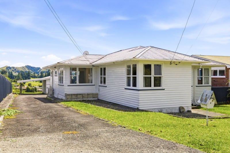 7 Hikurangi Terrace, Taumarunui, Taumarunui - Carousel 1