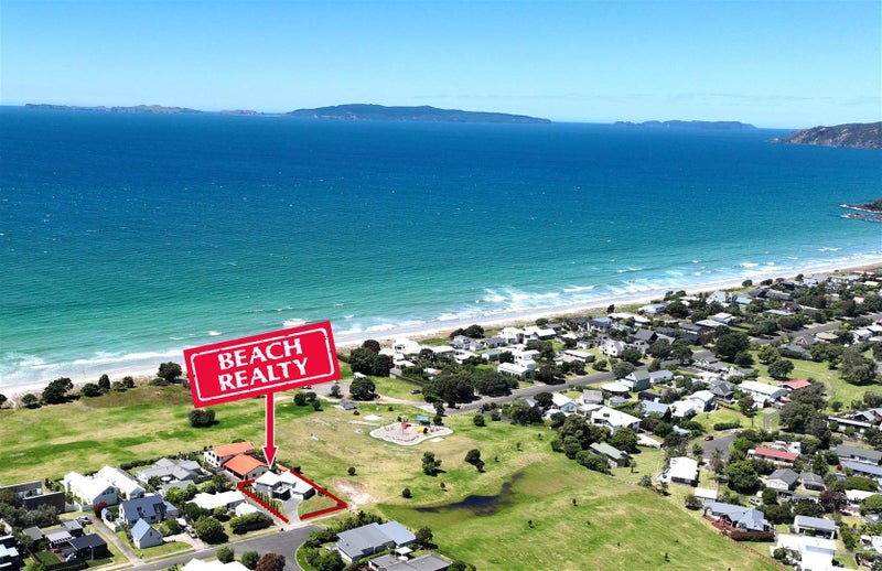 100 Cordyline Crescent, Matarangi, Whitianga - Carousel 1