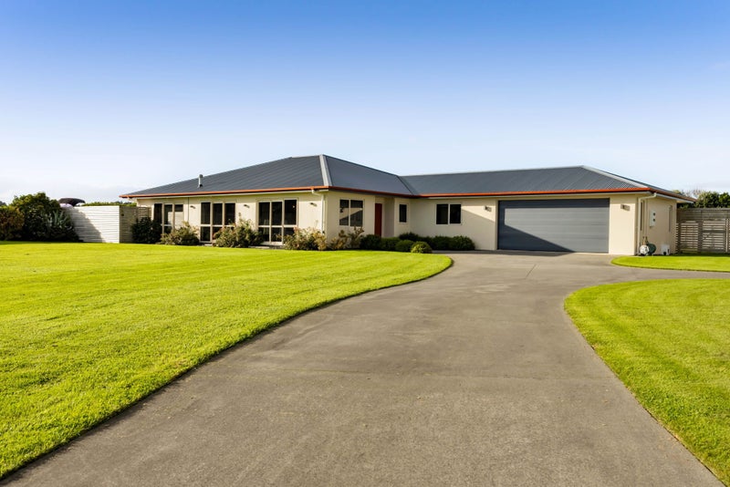 13 Denby Heights, Hāwera - Carousel 35
