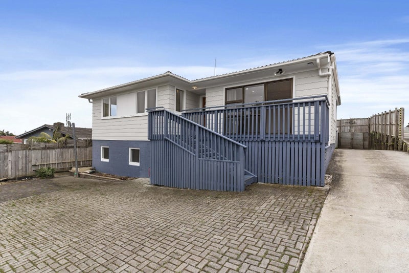 19 Minaret Drive, Bucklands Beach, Manukau City, Auckland - Carousel 1