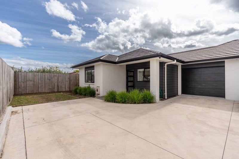 142A Rifle Range Road, Dinsdale, Hamilton - Carousel 1