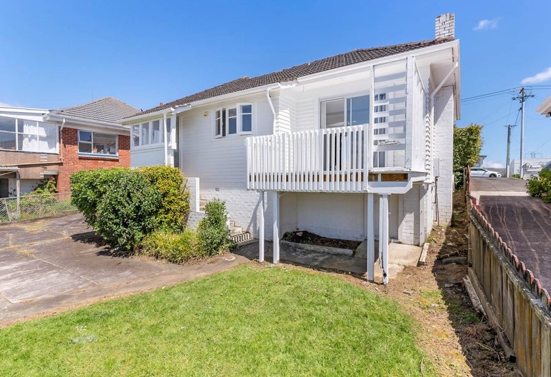 74 Oakdale Road, Mount Roskill, Auckland - Carousel 8