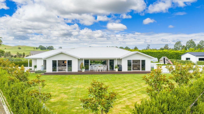 112 MT HERBERT Road, Waipukurau, Waipukurau - Carousel 1