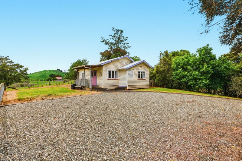 10 Cemetery Road, Matiere, Matiere - Carousel 15