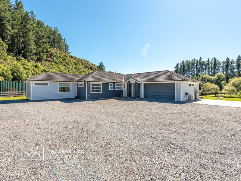 45 Mount Marua Drive, Maymorn, Upper Hutt - Carousel 2