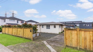 10A Bass Road, Albany, Auckland - Carousel 1