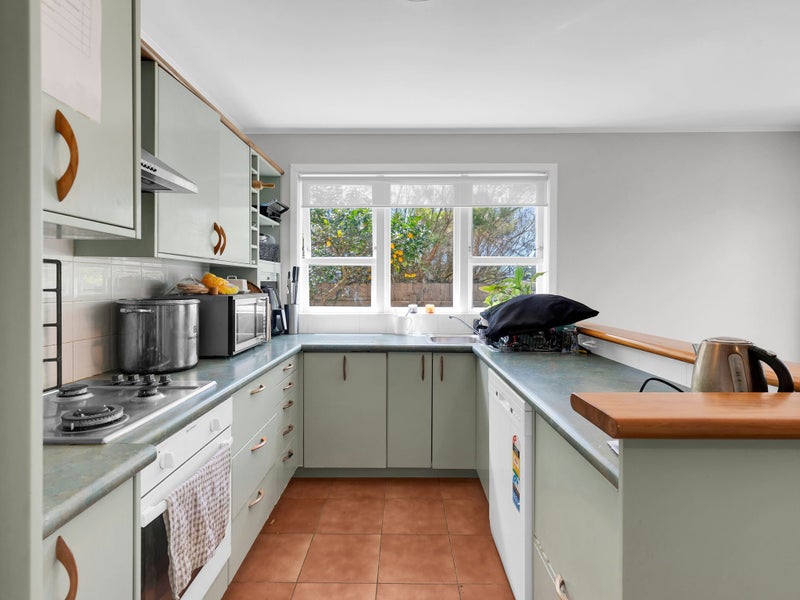 28 Morris Road, Hillcrest, Hamilton - Carousel 2