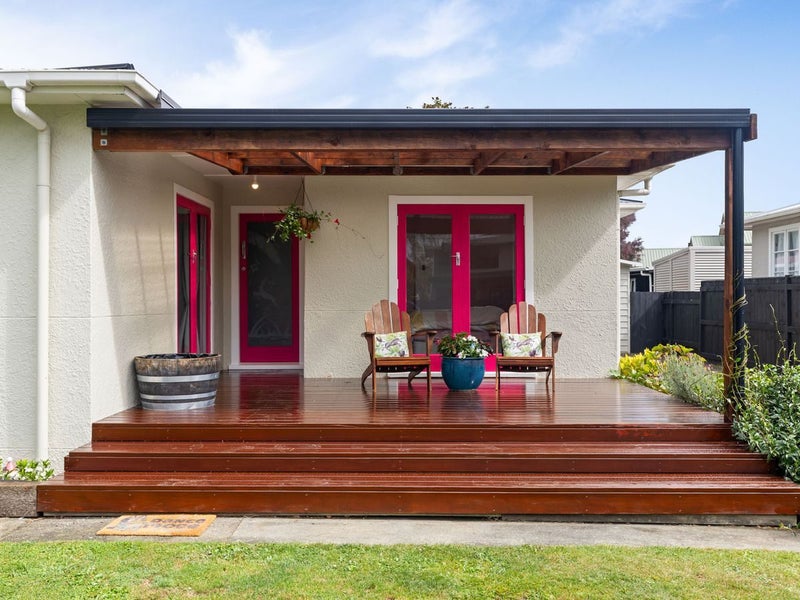 17 Salisbury Avenue, Terrace End, Palmerston North - Carousel 1