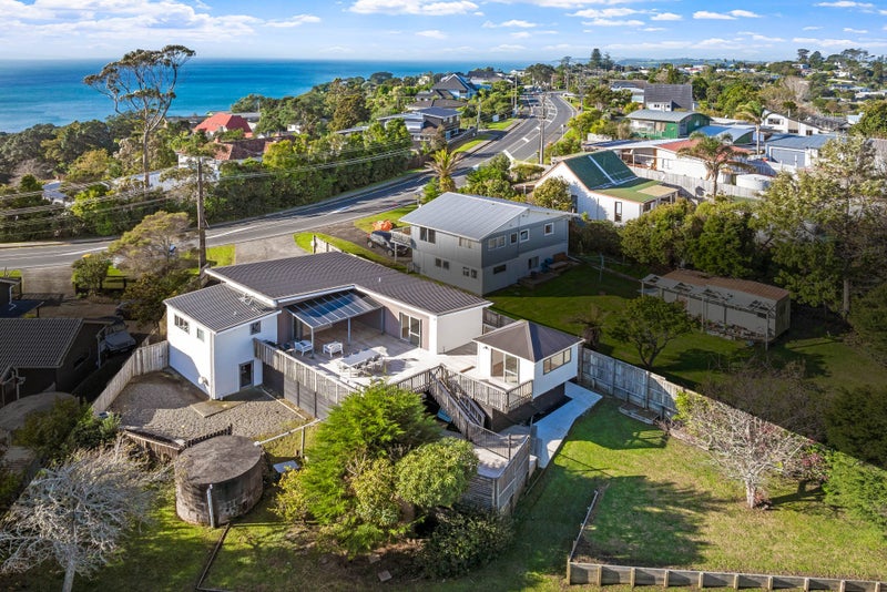 7 Vipond Road, Stanmore Bay, Whangaparaoa - Carousel 1