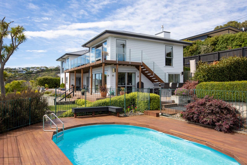 20 Maffeys Road, Mount Pleasant, Christchurch - Carousel 1