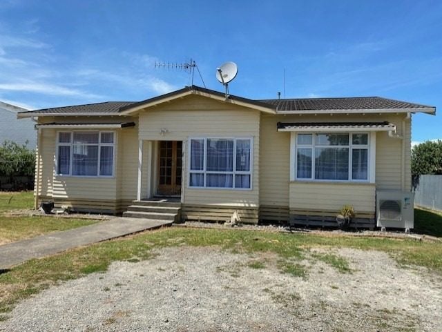 90 Chelwood Street, Takaro, Palmerston North - Carousel 1