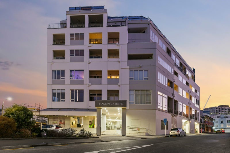 510/107 Thorndon Quay, Pipitea, Wellington - Carousel 1