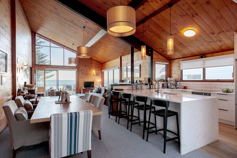 6 Makorori Beach Road, Makorori, Gisborne - Carousel 2