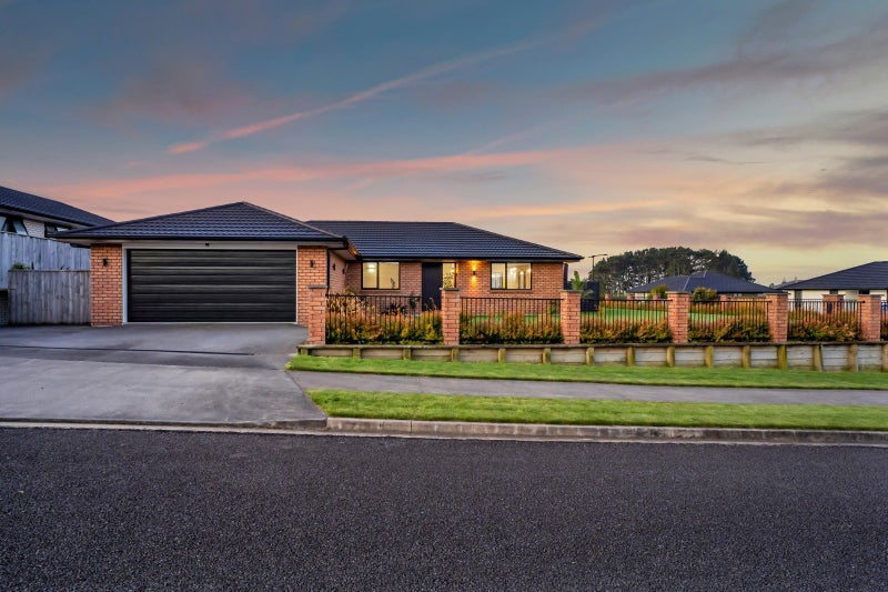 37 Papawhero Drive, Bell Block, New Plymouth - Carousel 2