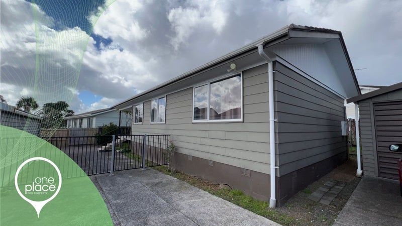 2/6 Edwin Freeman Place, Ranui, Auckland - Carousel 1