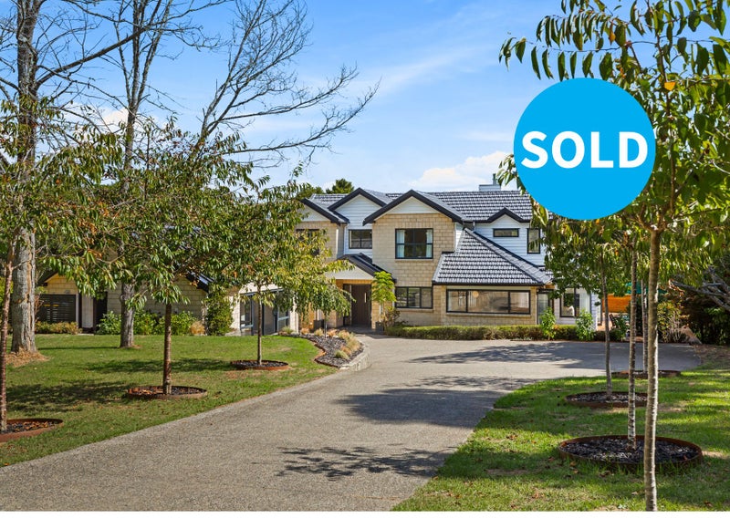 45 Chester Avenue, Greenhithe, Auckland - Carousel 1