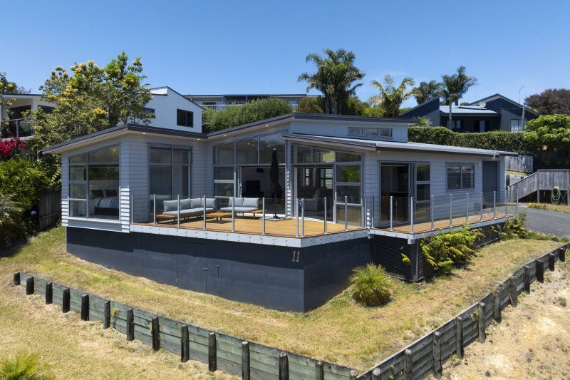 11 Dudley Crescent, Cable Bay, Cable Bay - Carousel 2