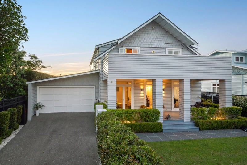 11 Bridge View Road, Birkenhead, Auckland - Carousel 2