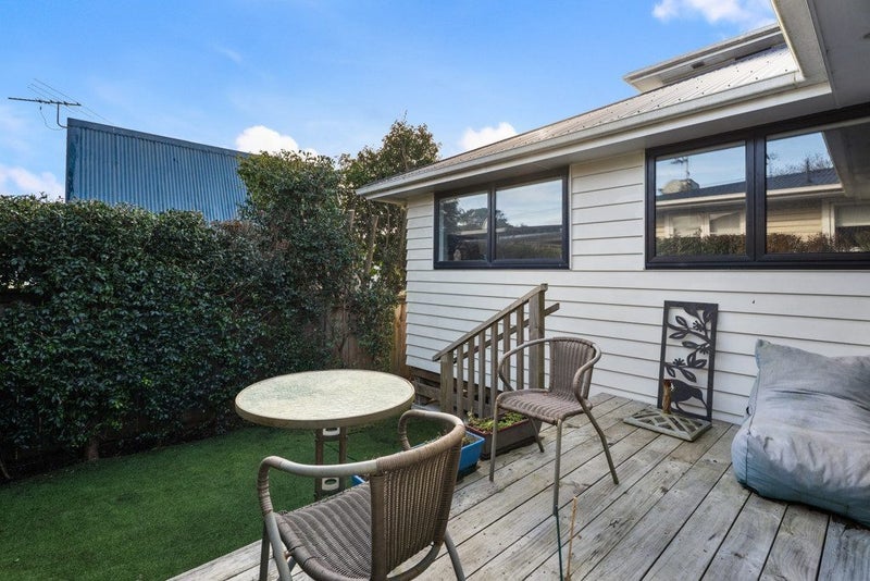 52A Waipani Road, Te Atatu Peninsula, Auckland - Carousel 2
