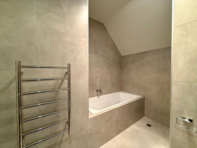 9C Concord Place, Glen Innes, Auckland - Carousel 16