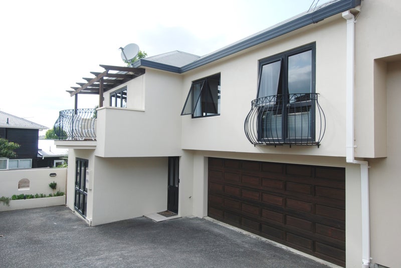 3/134 Kohimarama Road, Kohimarama, Auckland - Carousel 1