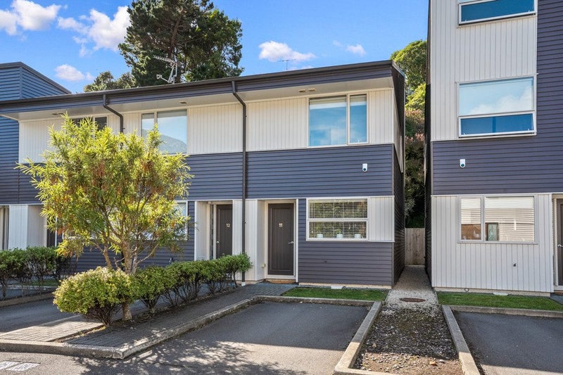 11/8 THATCHER CRES, CROFTON DOWNS, WELLINGTON - Carousel 2