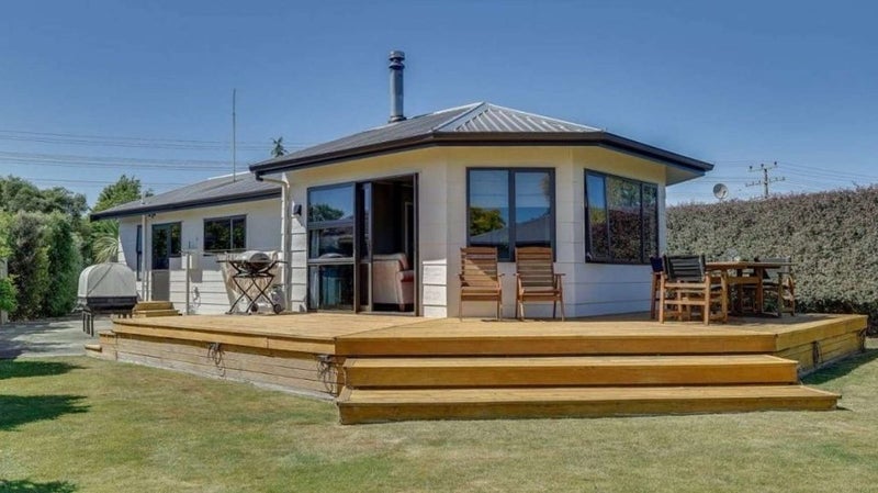 36 Anglesea Street, Renwick - Carousel 1