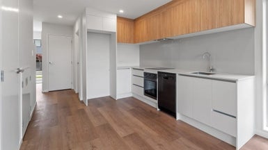 341 Glengarry Road, Glen Eden, Auckland - Carousel 1