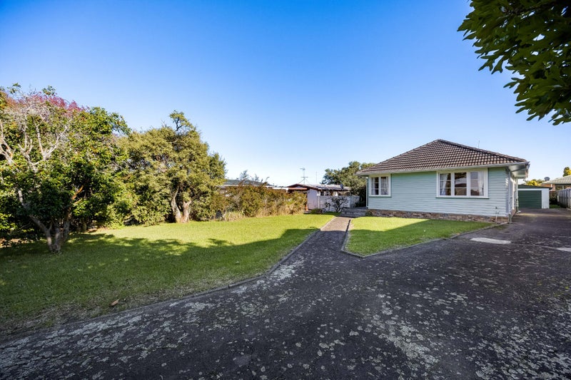 116 Kervil Avenue, Te Atatu Peninsula, Waitakere City, Auckland - Carousel 1