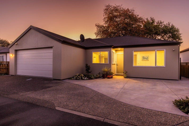 8C Centennial Road, Tāhunanui, Nelson - Carousel 18