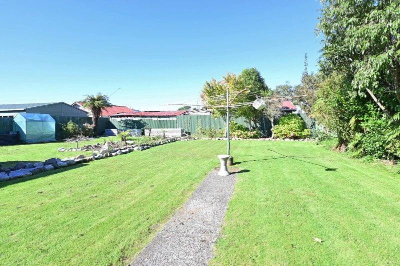 120 Jollie Street, Hokitika - Carousel 16