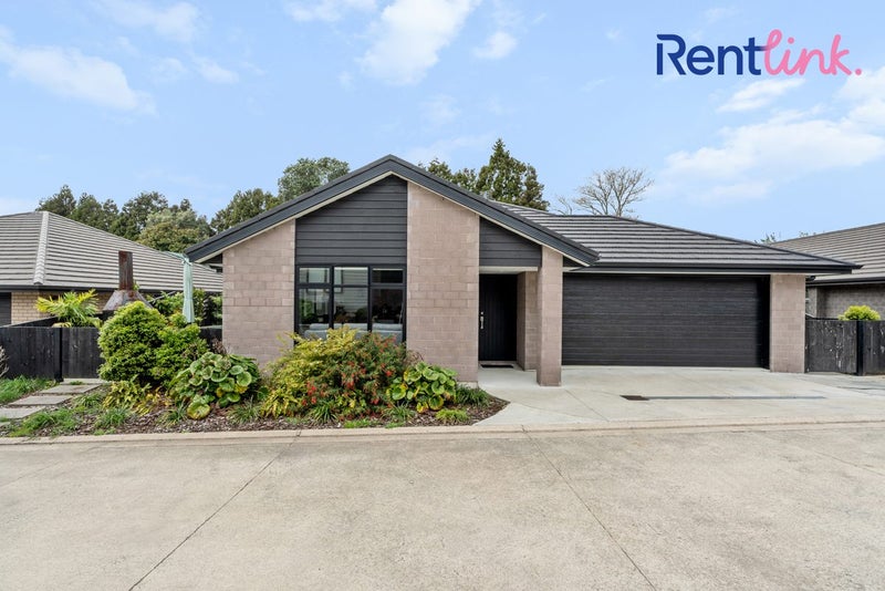 11 Clover Lane, Pyes Pa, Tauranga - Carousel 1