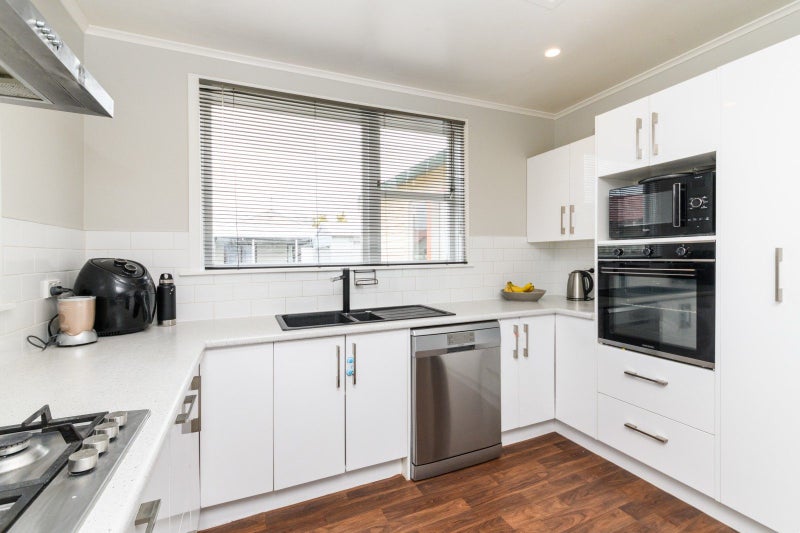 54 Roy Street, Palmerston North, Palmerston North - Carousel 2