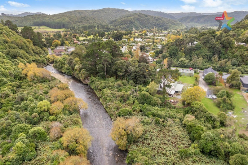 46/48 Maymorn Road, Te Mārua, Upper Hutt - Carousel 22