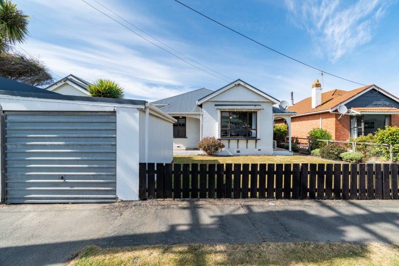 8 Auld Street, Saint Kilda, Dunedin - Carousel 1